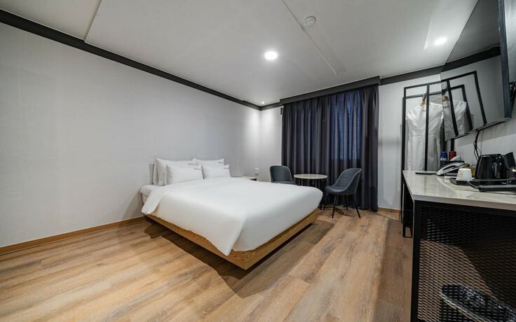 Imagen general del Hotel Namhae Manhattan. Foto 12