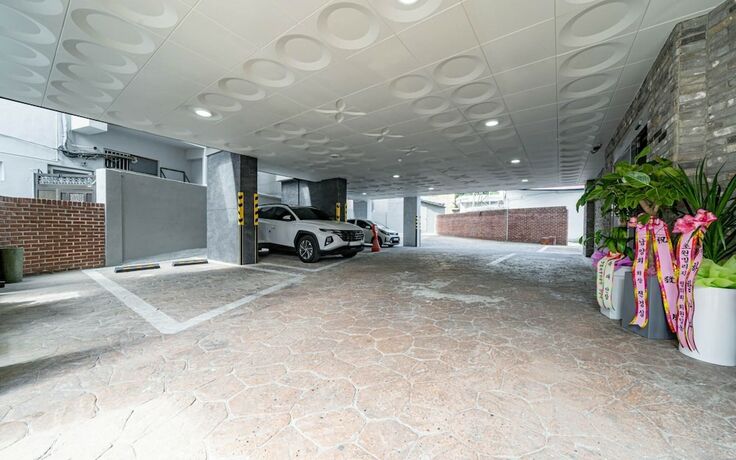 Imagen general del Hotel Namhae Manhattan. Foto 16