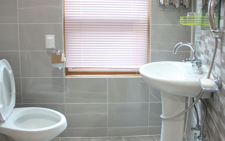 Imagen de la habitación del Hotel Namhae Myeongpum Guest House. Foto 17