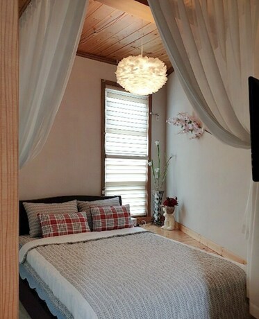 Imagen de la habitación del Hotel Namhae Myeongpum Guest House. Foto 31