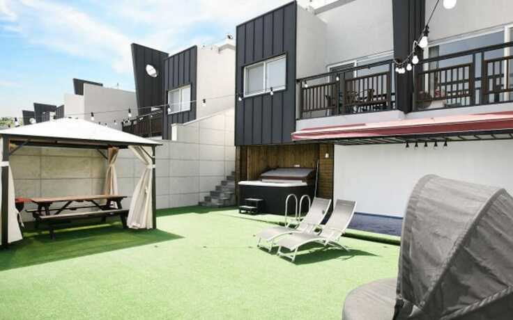 Imagen general del Hotel Namhae Oceanheim Pool Villa. Foto 4