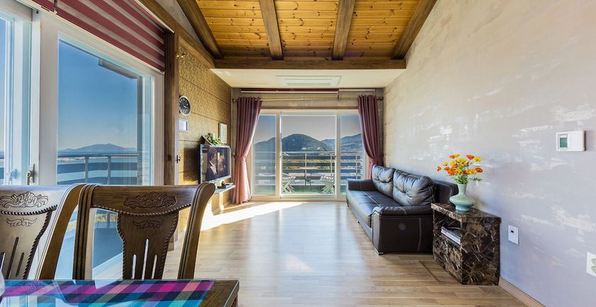 Imagen de la habitación del Hotel Namhae Oceanview Pension. Foto 5