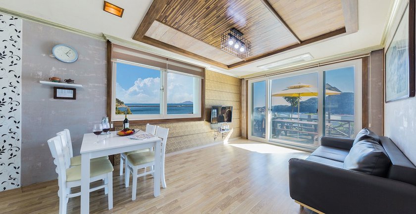 Imagen de la habitación del Hotel Namhae Oceanview Pension. Foto 16