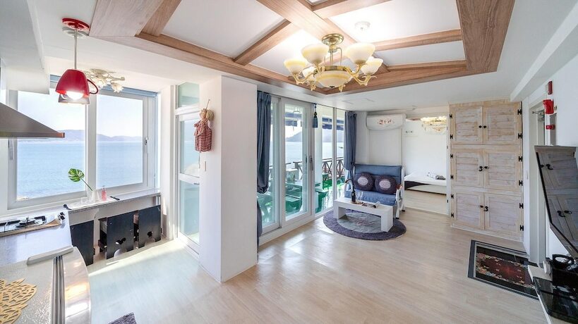 Imagen general del Hotel Namhae Opera House Pension. Foto 2