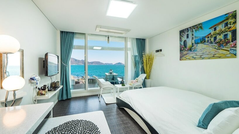 Imagen de la habitación del Hotel Namhae Opera House Pension. Foto 13