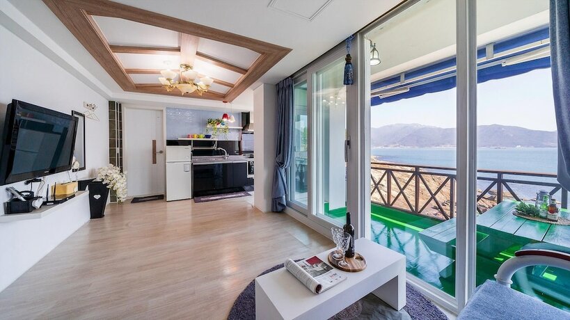 Imagen general del Hotel Namhae Opera House Pension. Foto 5