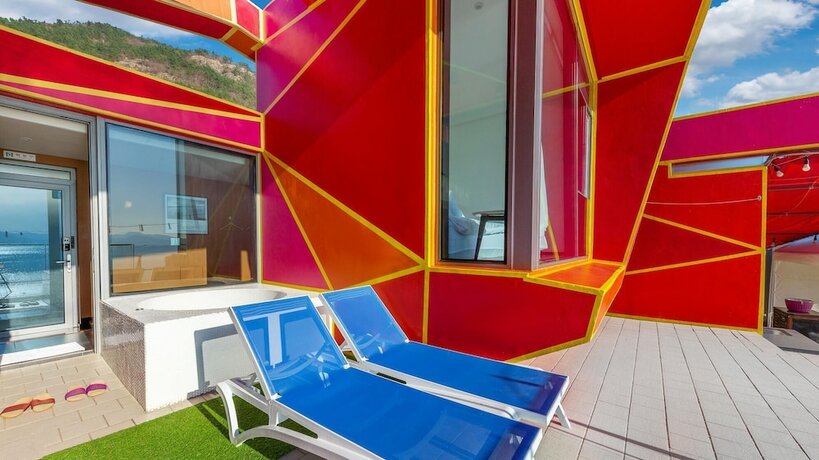 Imagen general del Hotel Namhae Pumda Pool Villa Pension. Foto 1