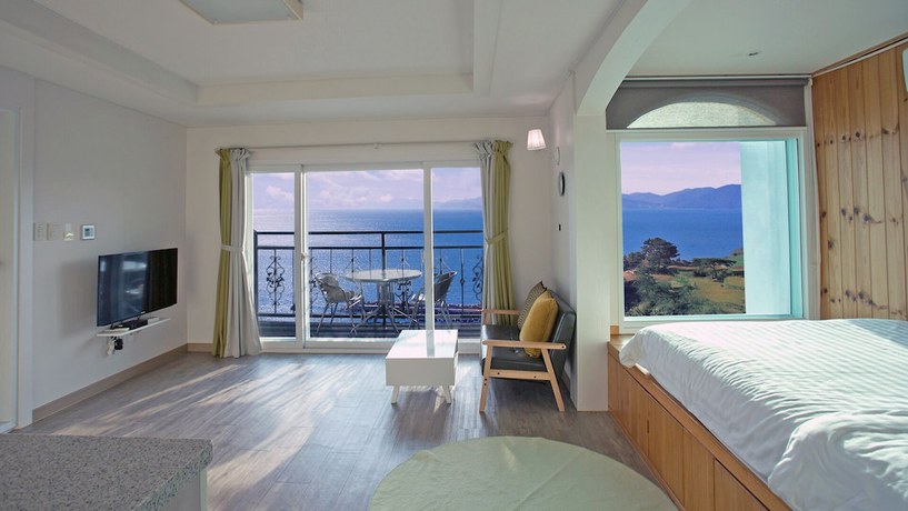 Imagen de la habitación del Hotel Namhea Pension Marronnier. Foto 3