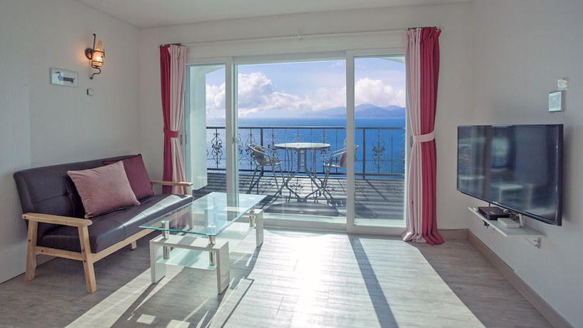 Imagen de la habitación del Hotel Namhea Pension Marronnier. Foto 7