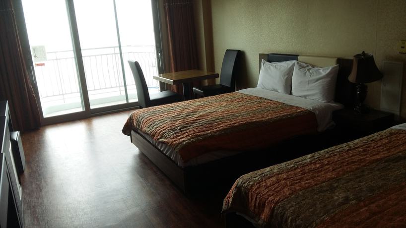 Imagen de la habitación del Hotel Namiltte Resort. Foto 10