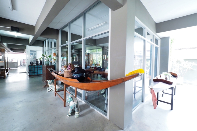 Imagen de los interiores del Hotel Namnon Place. Foto 14