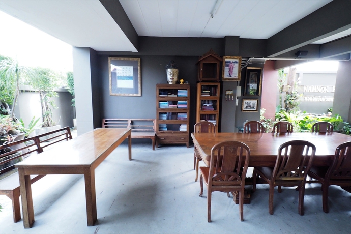 Imagen de los interiores del Hotel Namnon Place. Foto 15