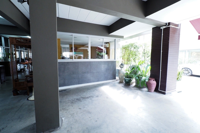 Imagen de los interiores del Hotel Namnon Place. Foto 18