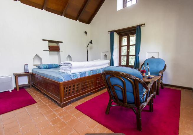 Imagen de la habitación del Hotel Namo Buddha Resort. Foto 4