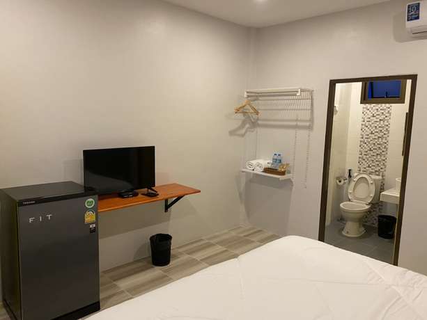 Imagen de la habitación del Hotel N&N HOUSE Laem Hin by ZUZU. Foto 16