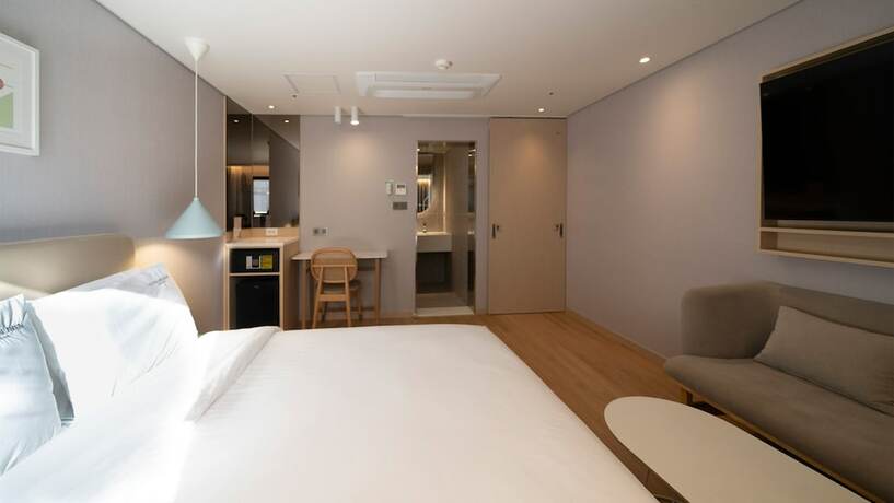 Imagen de la habitación del Hotel Nampo Ocean 2 HeavenandSpa. Foto 15