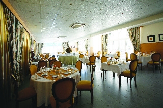 Imagen del bar/restaurante del Hotel Nampula By Montebelo. Foto 3