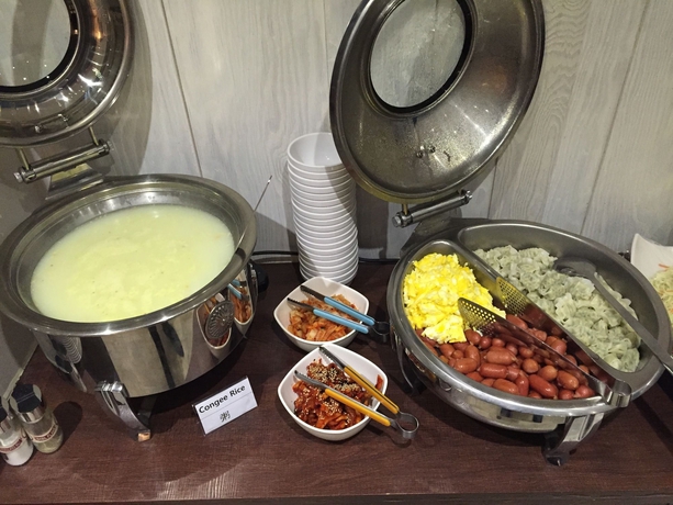 Imagen del bar/restaurante del Hotel Namsan Hill. Foto 4