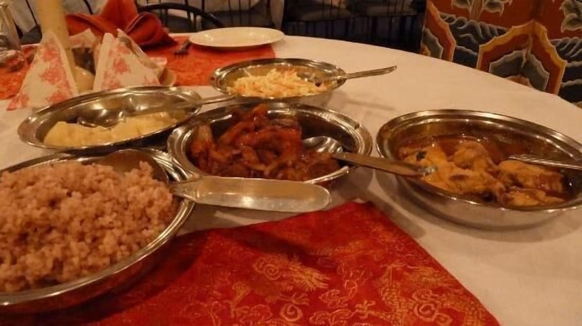 Imagen del bar/restaurante del Hotel Namsay Chholing Resort. Foto 2