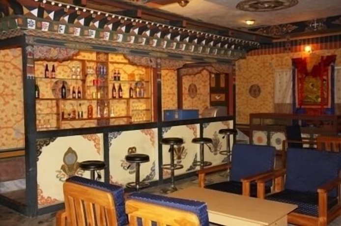Imagen del bar/restaurante del Hotel Namsay Chholing Resort. Foto 5