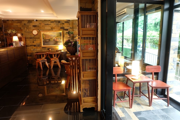 Imagen del bar/restaurante del Hotel Namtok Sarika Resotel. Foto 2