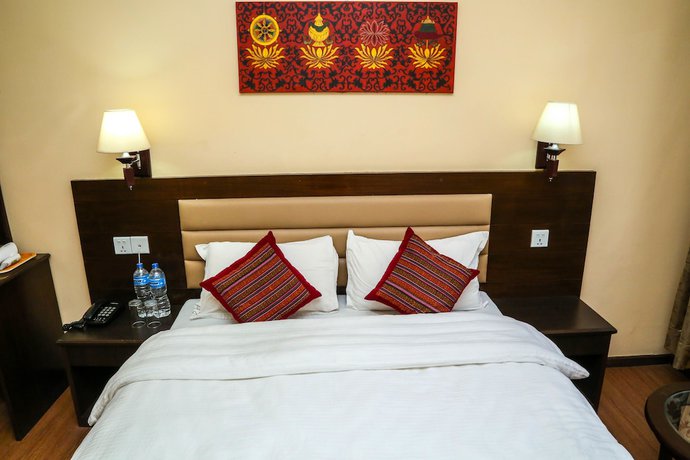 Imagen de la habitación del Hotel Namtso. Foto 16