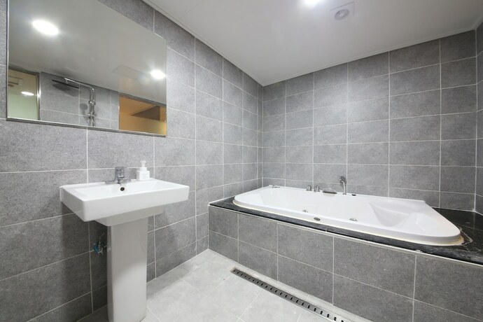 Imagen de la habitación del Hotel Namu Neulbo. Foto 14