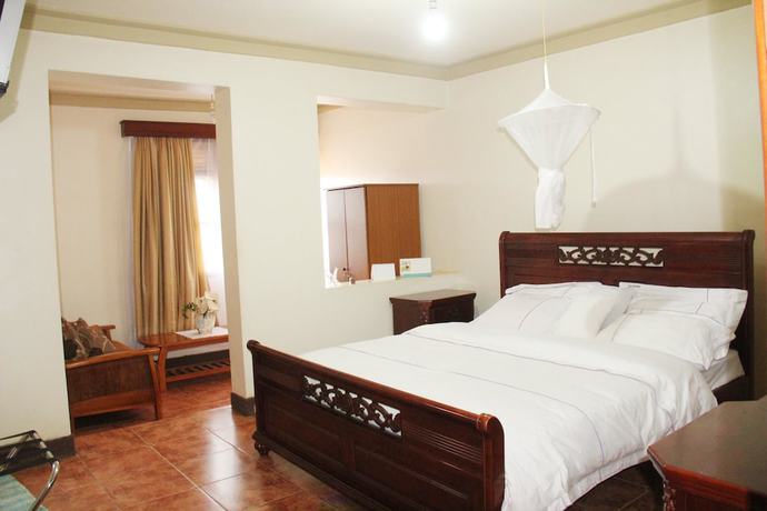 Imagen de la habitación del Hotel Namugongo. Foto 16