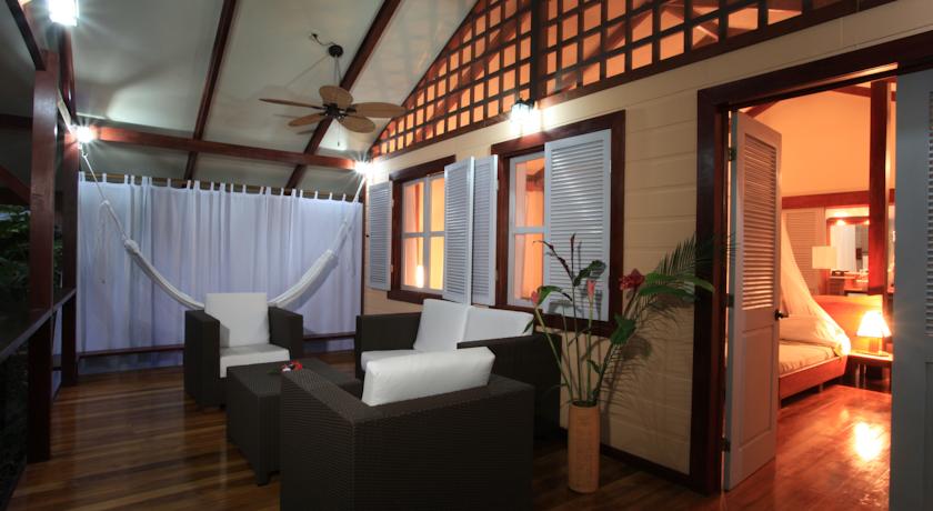Imagen de los interiores del Hotel Namuwoki. Foto 10