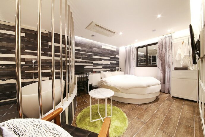 Imagen de la habitación del Hotel Namyangju California. Foto 16