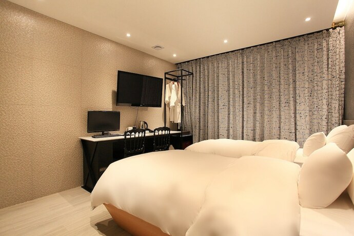 Imagen de la habitación del Hotel Namyangju California. Foto 18