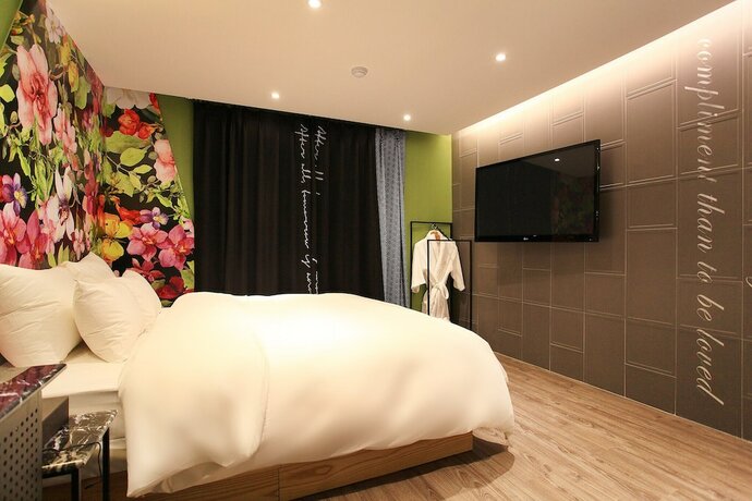 Imagen de la habitación del Hotel Namyangju California. Foto 19