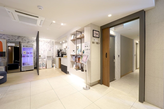 Imagen de los interiores del Hotel Namyangju NO.25 Bukhan River. Foto 15