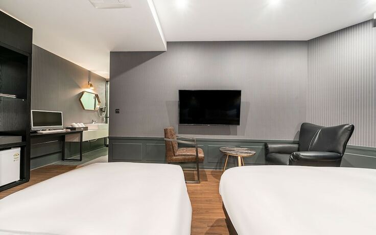 Imagen general del Hotel Namyangju Ninestone. Foto 8