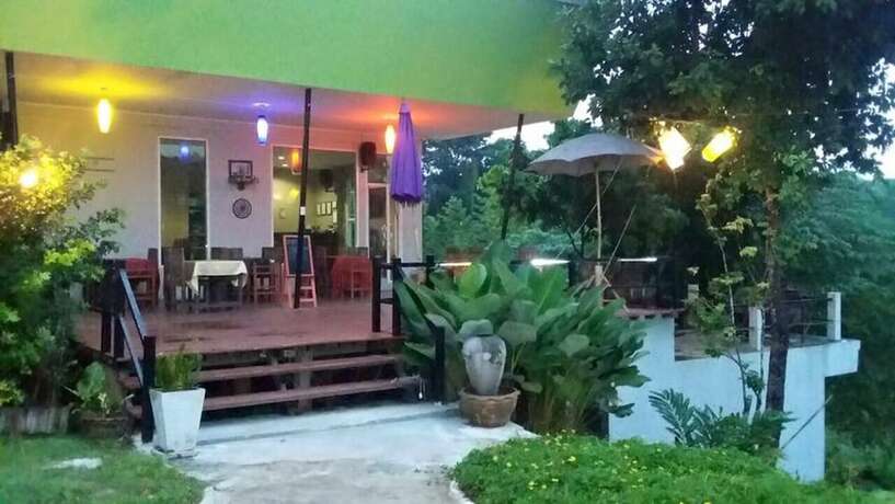 Imagen del bar/restaurante del Hotel Nan At Pua. Foto 26