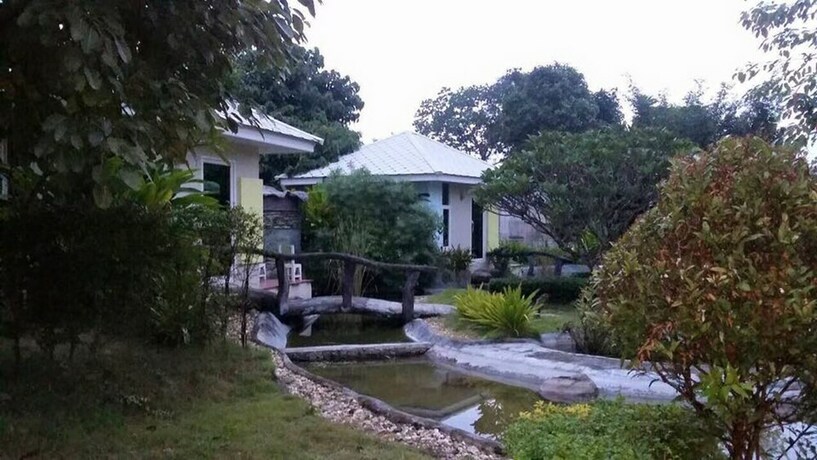 Imagen de los exteriores del Hotel Nan At Pua. Foto 32