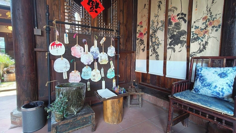 Imagen de los interiores del Hotel Nan Court - Nanyuan,Leshan. Foto 16