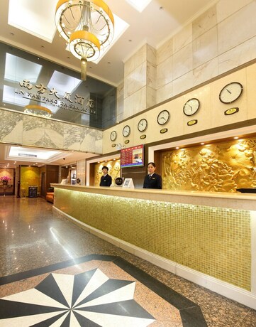 Imagen de los interiores del Hotel Nan Fang Da Sha. Foto 31