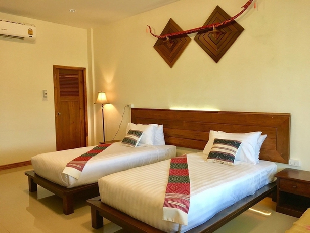 Imagen de la habitación del Hotel Nan Green Lake View Resort. Foto 6