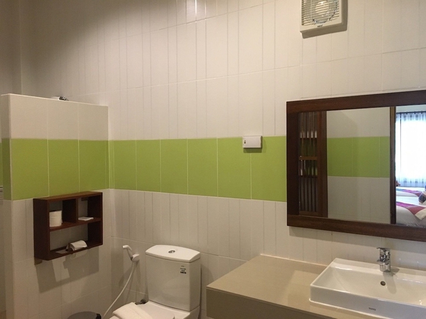 Imagen de la habitación del Hotel Nan Green Lake View Resort. Foto 16