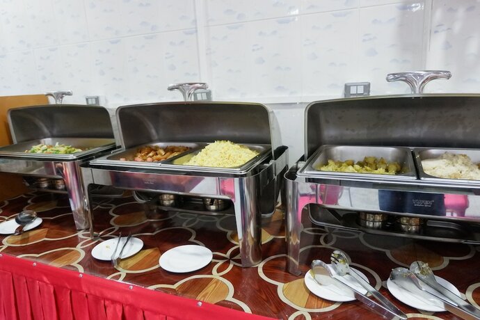 Imagen del bar/restaurante del Hotel Nan Htike Yadanar. Foto 16