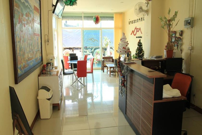 Imagen de los interiores del Hotel Nan Sabaidee. Foto 13