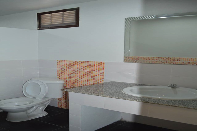 Imagen de la habitación del Hotel Nan Treasure. Foto 9