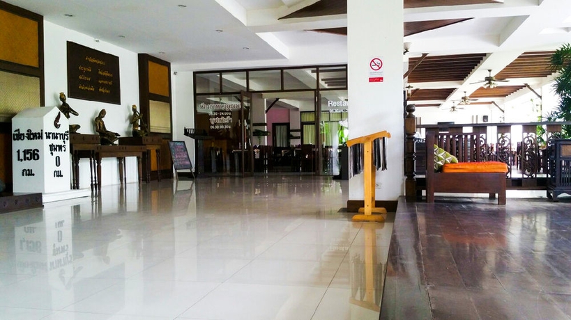 Imagen de los interiores del Hotel Nana Buri. Foto 6