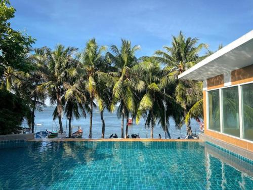 Imagen general del Hotel Nana Chat Bangsaen. Foto 1