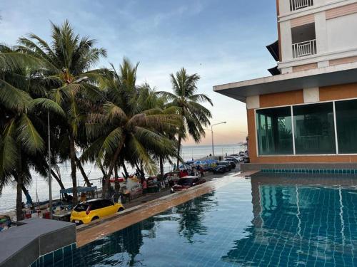 Imagen general del Hotel Nana Chat Bangsaen. Foto 9