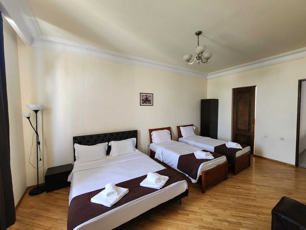 Imagen de la habitación del Hotel Nana Grand Hotel. Foto 11