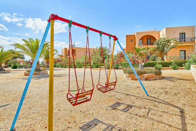 Imagen general del Hotel Nanakis Beach Apartments. Foto 3