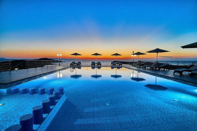 Imagen general del Hotel Nanakis Beach Apartments. Foto 11