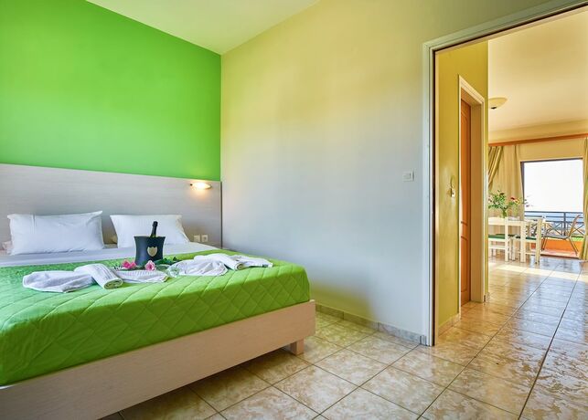 Imagen general del Hotel Nanakis Beach Apartments. Foto 12